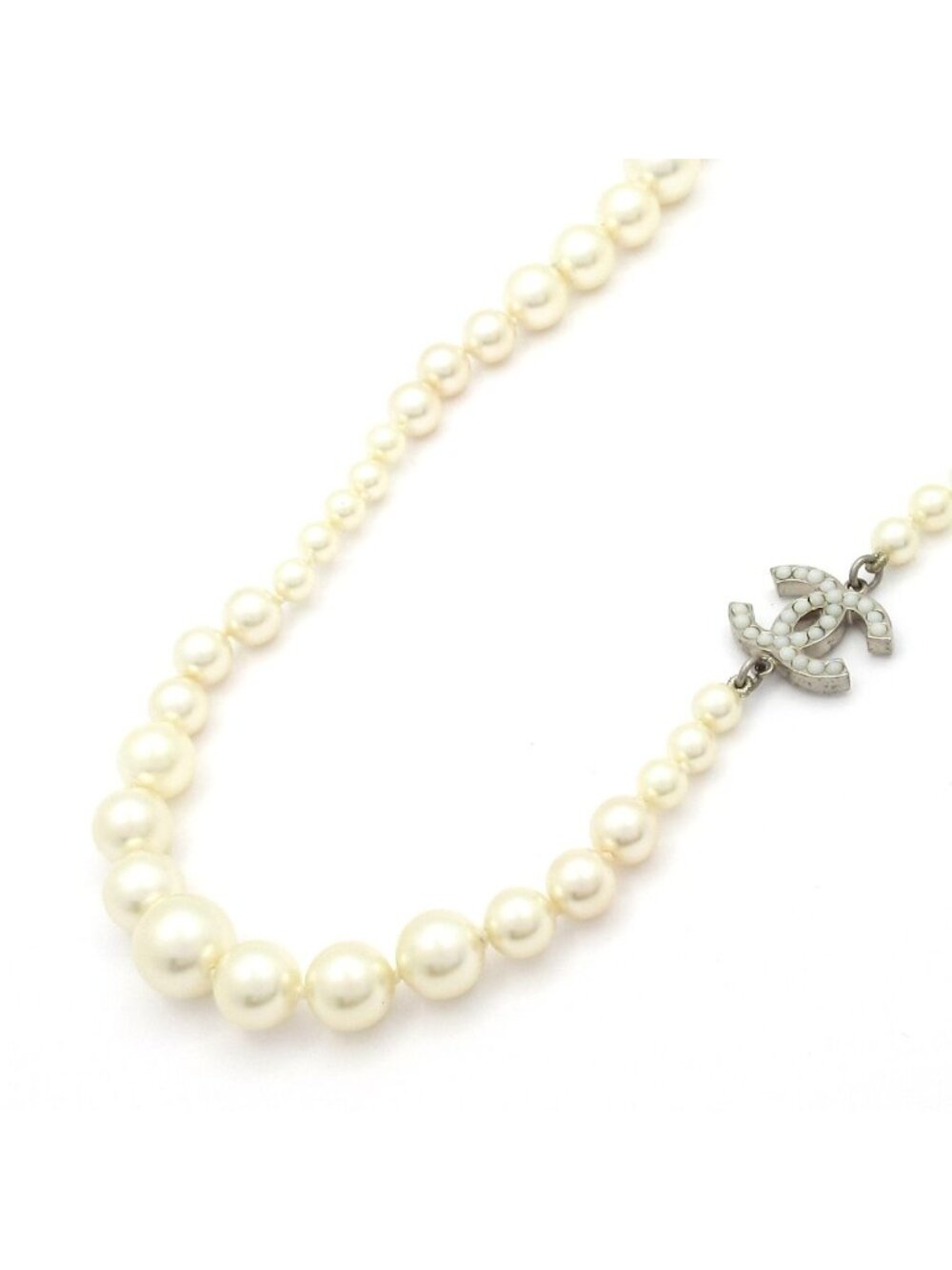 Chanel Necklace White CC Logo